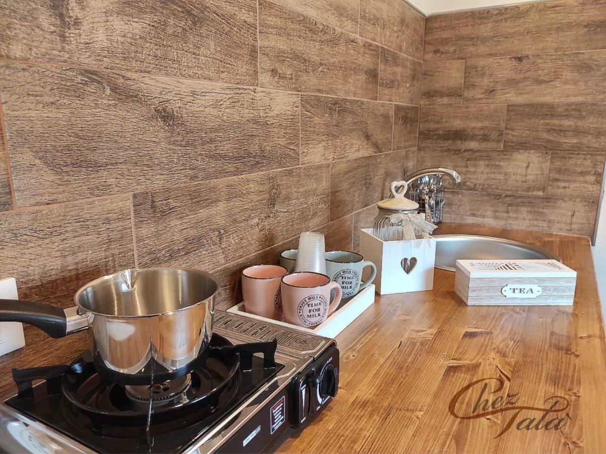 Bed and Breakfast Chez Tata' - Sce Tata Rossano Stazione Экстерьер фото