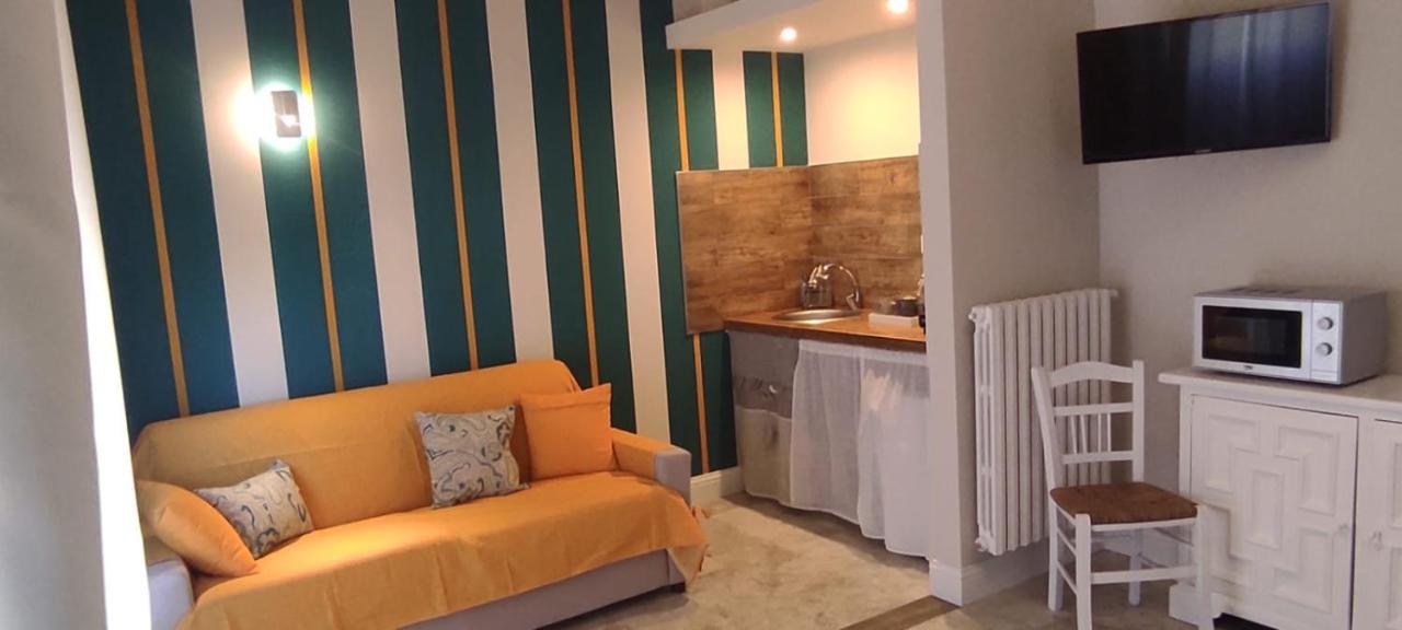 Bed and Breakfast Chez Tata' - Sce Tata Rossano Stazione Экстерьер фото
